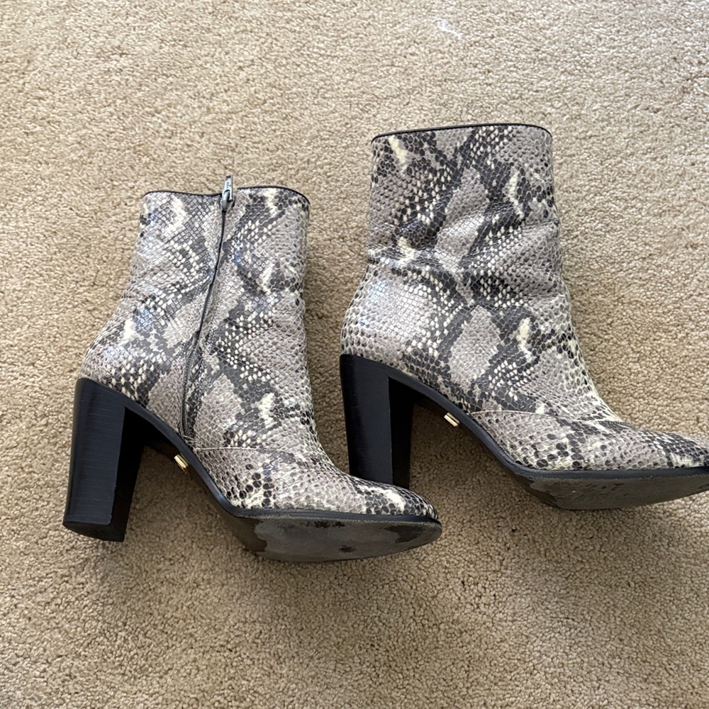 Pour La Victoire Snakeskin Heeled Boots